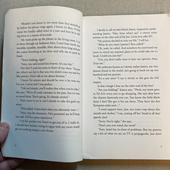 📚2/$6 How to Ruin a Summer Vacation #1 in How to Ruin Series - Picture 10 of 12